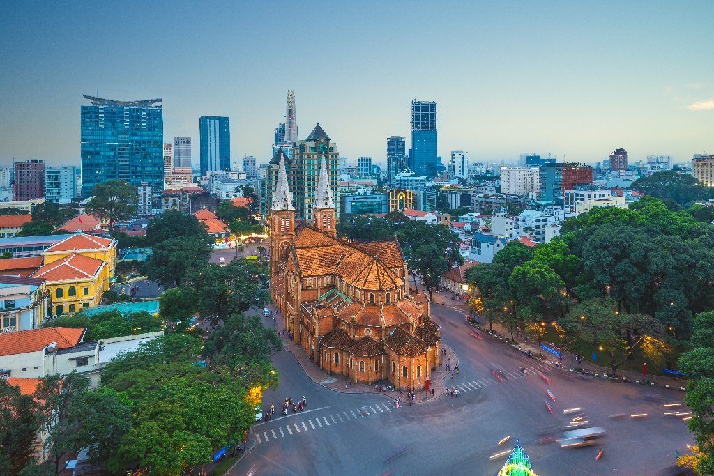 oferta vietnam zbor charter
