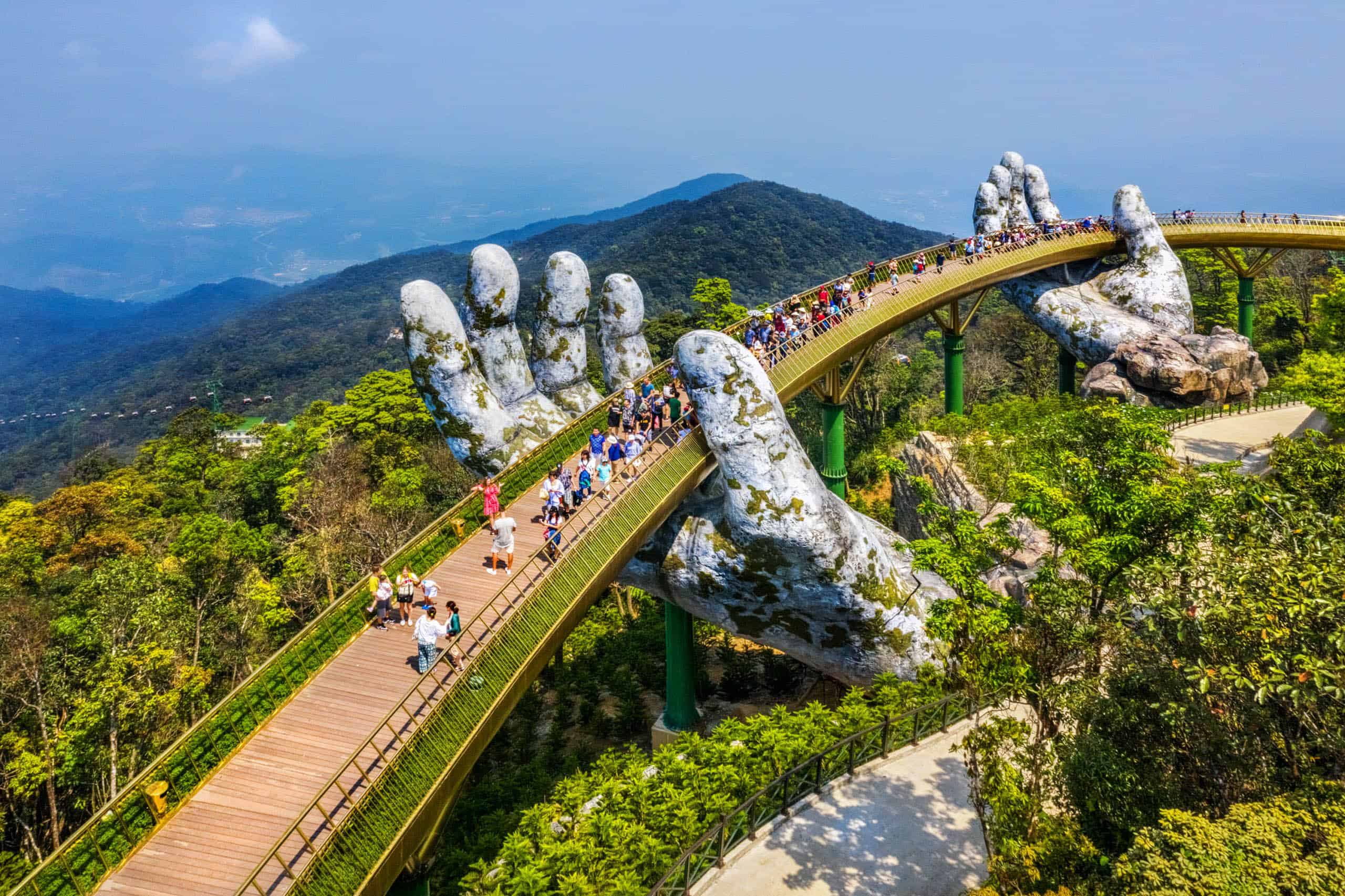 oferta vietnam zbor charter agentia de turism travel collection