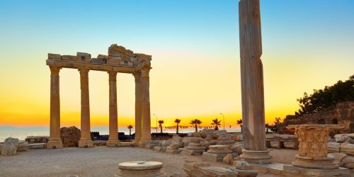 134387_adobestock_68662766_old-ruins-in-side-turkey-at-sunset