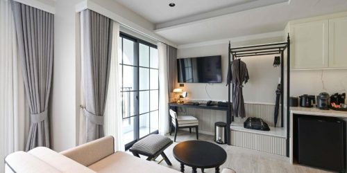 CHATEAU DU VILLAGE - TRAVEL COLLECTION 4