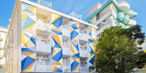 COLOR HOTEL - TRAVEL COLLECTION 1