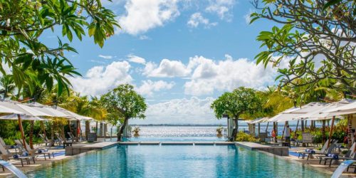 CRIMSON RESORT - TRAVEL COLLECTION 1