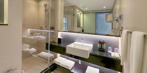 CROWNE PLAZA - TRAVEL COLLECTION 3