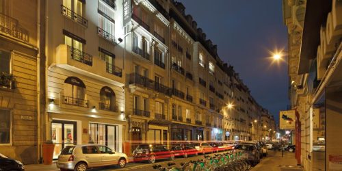 Fatada cazare paris