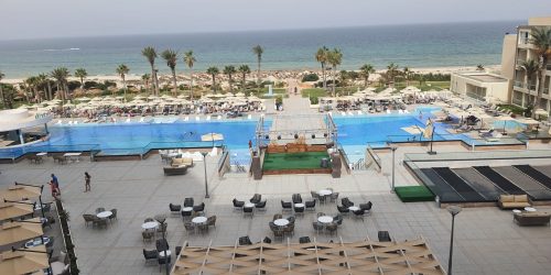 HILTON SKANES 11 TRAVEL COLL