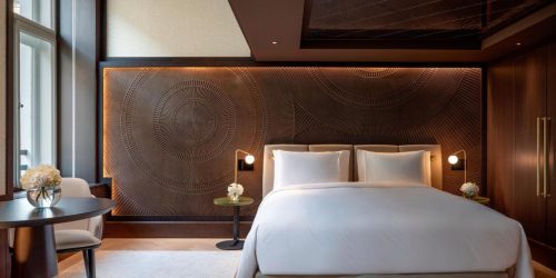 HOTEL ALMANAC - TRAVEL COLLECTION 6