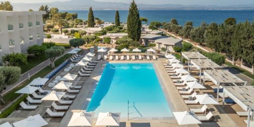 HOTEL AMARONDA - TRAVEL COLLECTION 1