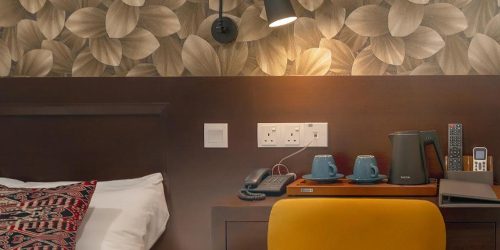 HOTEL EAST RIVERINE - TRAVEL COLLECTION 2