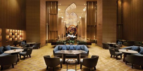 HOTEL HILTON - TRAVEL COLLECTION 1