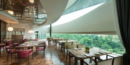 HOTEL HILTON - TRAVEL COLLECTION 6