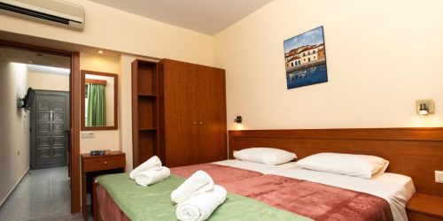 HOTEL ILYSSION - TRAVEL COLLECTION 5