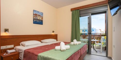 HOTEL ILYSSION - TRAVEL COLLECTION 6