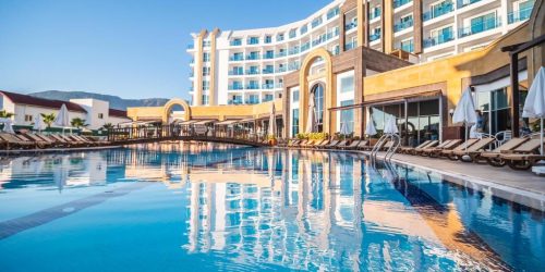 HOTEL LUMOS - TRAVEL COLLECTION 1