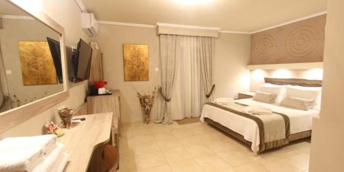 HOTEL MALLAS - TRAVEL COLLECTION 2