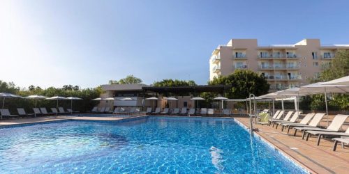 INVISA HOTEL - TRAVEL COLLECTION 1