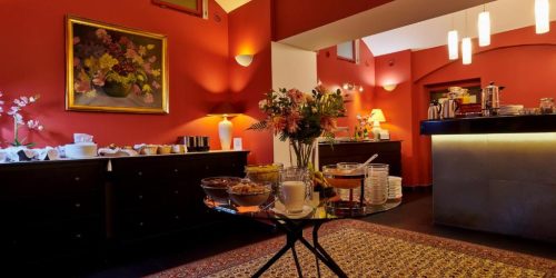 LA BOUTIQUE PRAGA - TRAVEL COLLECTION 2