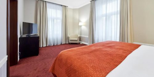 LA BOUTIQUE PRAGA - TRAVEL COLLECTION 4