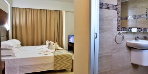 MARATHON HOTEL - TRAVEL COLLECTION 3