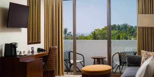 MERUSAKA NUSA DUA OFERTA TRAVEL COLLECTION 2