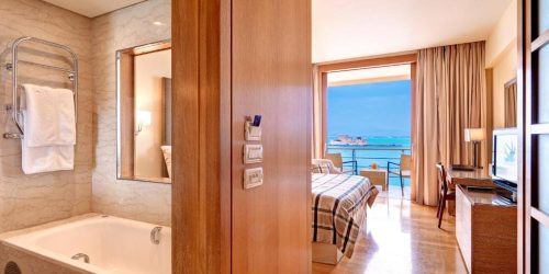 OFERTA TRAVEL COLLECTION AMPHITRYION 6