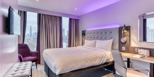 PREMIER INN - TRAVEL COLLECTION 3