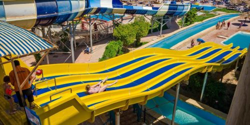 TITANIC BEACH RESORT - TRAVEL COLLECTION 3