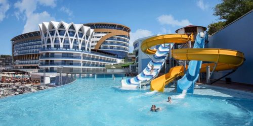 TRAVEL COLLECTION TOURISM AGENCY GRANADA KIDS SPLASH