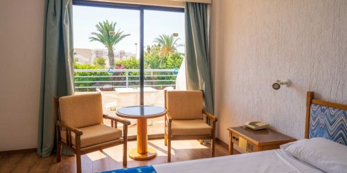 Twin-Hotel-Room-Paphos-Gardens-Holiday-Resort-Paphos-2-1-scaled