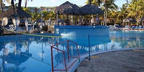 melia travel agency collecion the pool