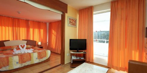 pliska travel agency coll night room