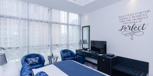 signature travel collection agency bedroom