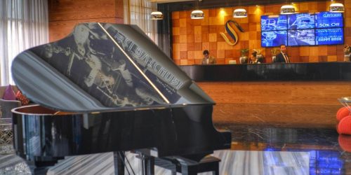 signature travel collection agency frontdesk