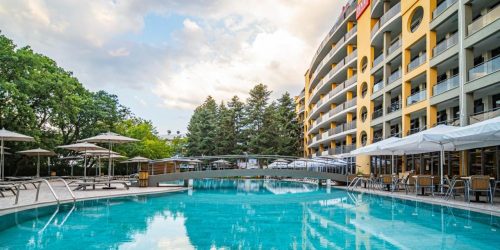 viva travel agency coll pool