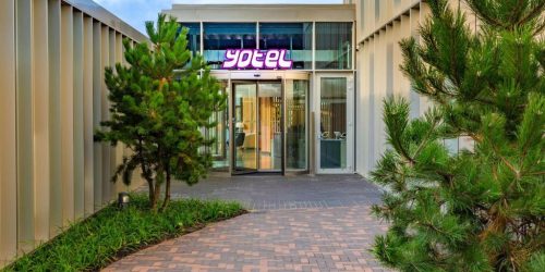 yotel 4